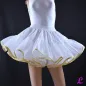 Preview: Für die Profis der weiße, rollierte und dreilagige Petticoat. Als Saumabschluss hat er Einfass-band Lurex gold. Preview: Für die Profis der weiße, rollierte und dreilagige Petticoat. Als Saumabschluss hat er Einfass-band Lurex gold.