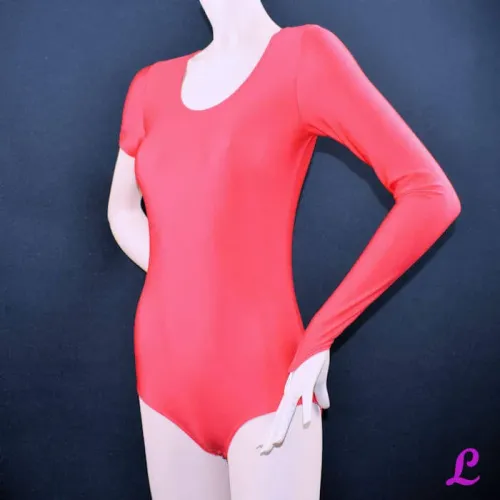 Roter Body mit Arm Roter Body mit Arm